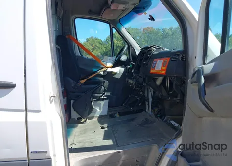 2011 Mercedes-Benz Sprinter 2500 High Roof from USA, damaged, VIN WD3PE8CB5B5567235